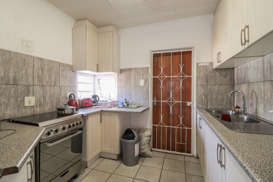 3 Bedroom Property for Sale in Glen Marais Gauteng