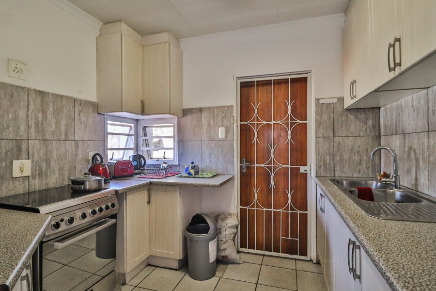 3 Bedroom Property for Sale in Glen Marais Gauteng