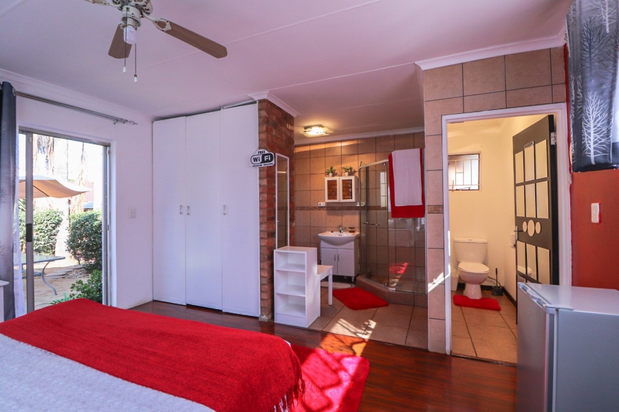 3 Bedroom Property for Sale in Glen Marais Gauteng
