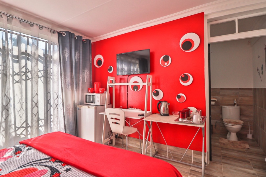 3 Bedroom Property for Sale in Glen Marais Gauteng