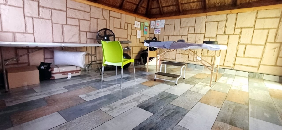 To Let 3 Bedroom Property for Rent in Verwoerdpark Gauteng