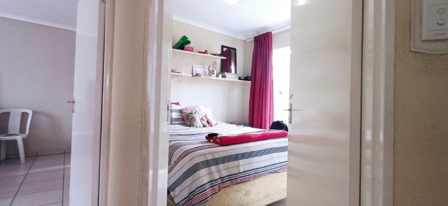 To Let 3 Bedroom Property for Rent in Verwoerdpark Gauteng