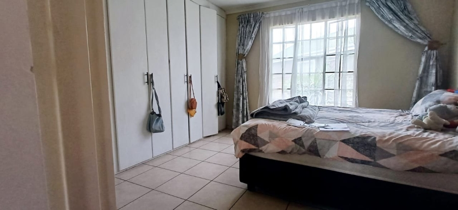 To Let 3 Bedroom Property for Rent in Verwoerdpark Gauteng