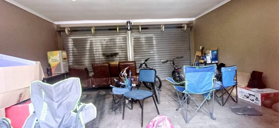 To Let 3 Bedroom Property for Rent in Verwoerdpark Gauteng