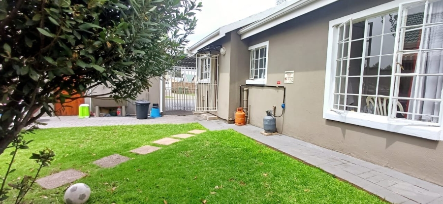 To Let 3 Bedroom Property for Rent in Verwoerdpark Gauteng