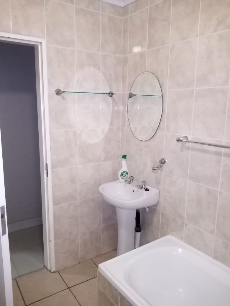 To Let 2 Bedroom Property for Rent in Parkrand Gauteng