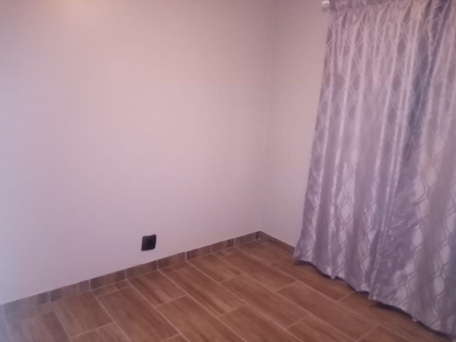 To Let 2 Bedroom Property for Rent in Parkrand Gauteng