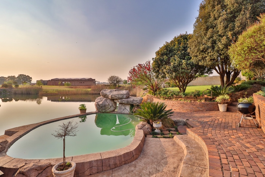 Commercial Property for Sale in Waterval Gauteng