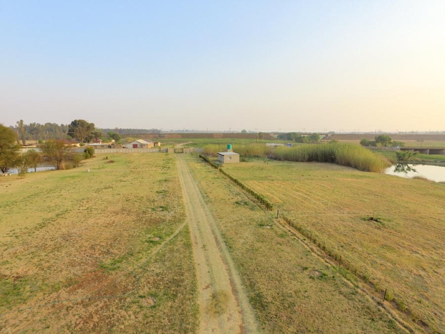 Commercial Property for Sale in Waterval Gauteng