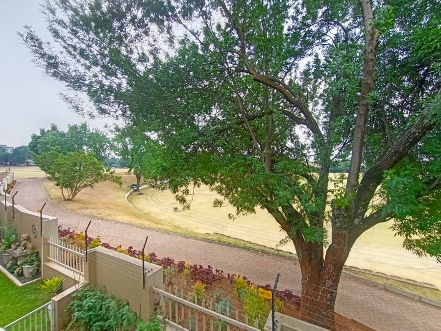 2 Bedroom Property for Sale in Illovo Gauteng