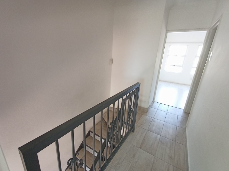 2 Bedroom Property for Sale in Illovo Gauteng