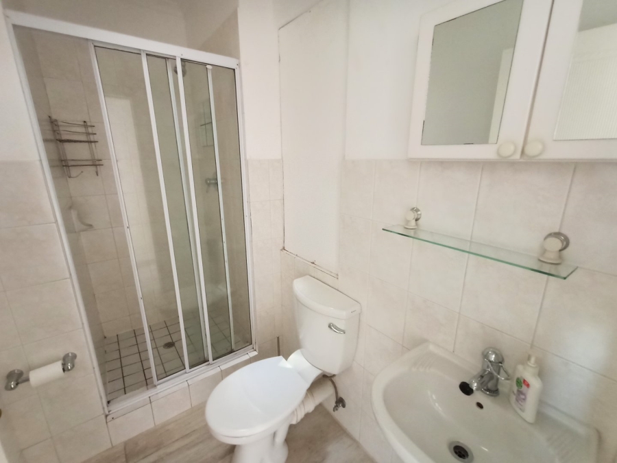 2 Bedroom Property for Sale in Illovo Gauteng