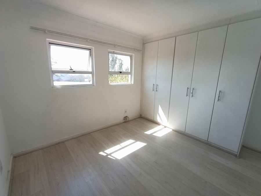 2 Bedroom Property for Sale in Illovo Gauteng