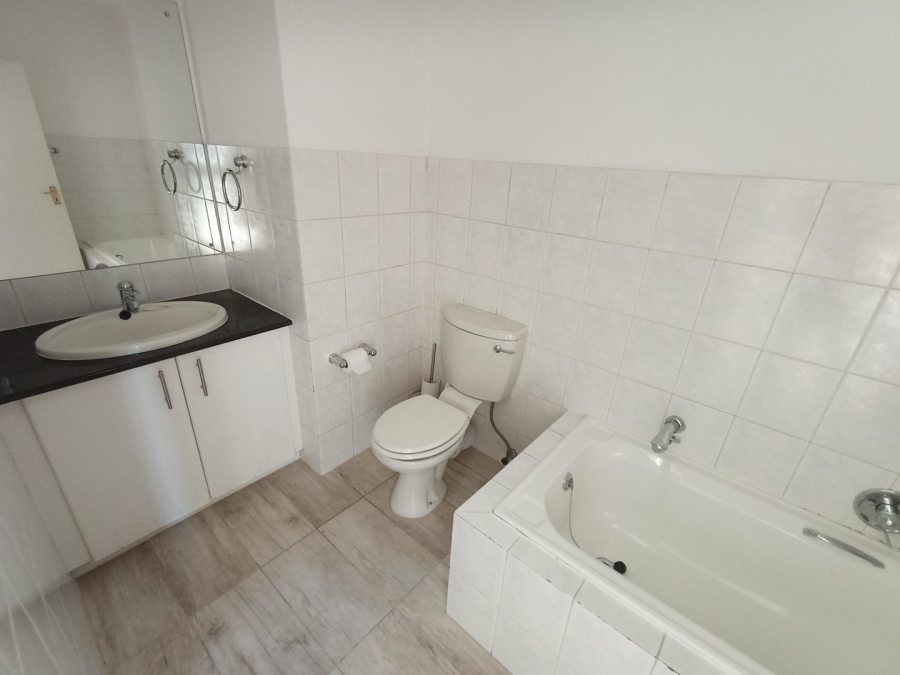 2 Bedroom Property for Sale in Illovo Gauteng