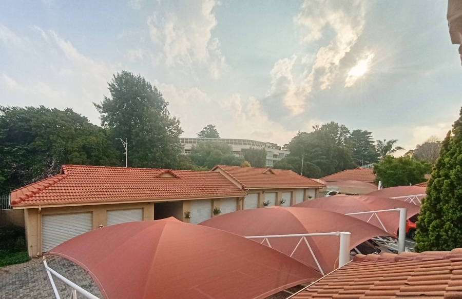 2 Bedroom Property for Sale in Illovo Gauteng