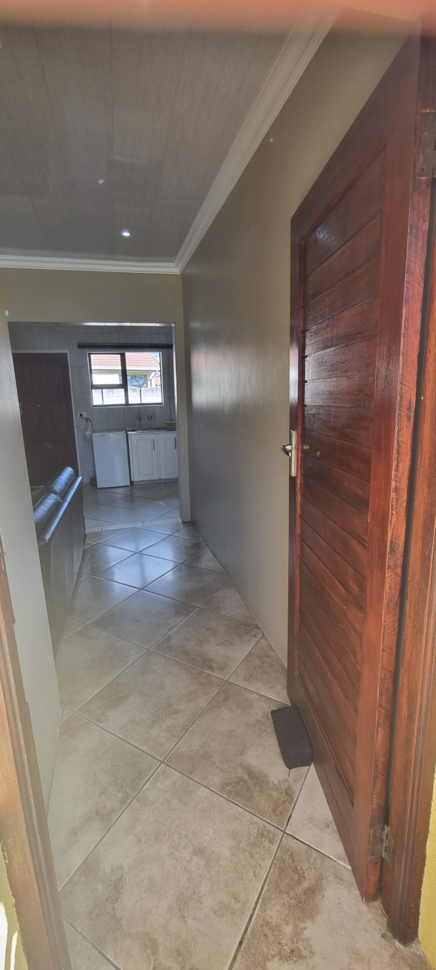 To Let 3 Bedroom Property for Rent in Crystal Park Gauteng