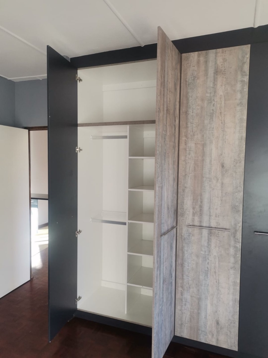 To Let 1 Bedroom Property for Rent in Robertsham Gauteng