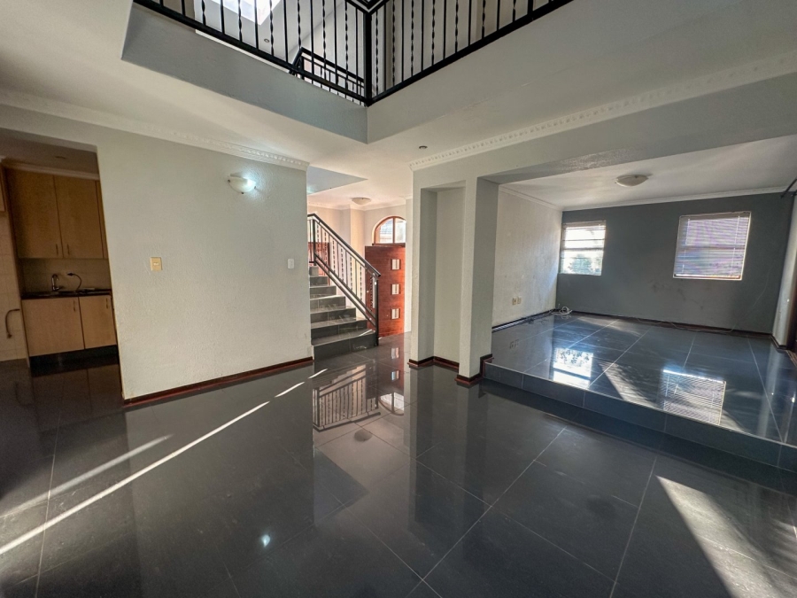 To Let 3 Bedroom Property for Rent in Bassonia Estate Gauteng