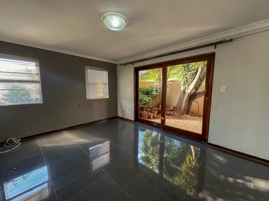 To Let 3 Bedroom Property for Rent in Bassonia Estate Gauteng