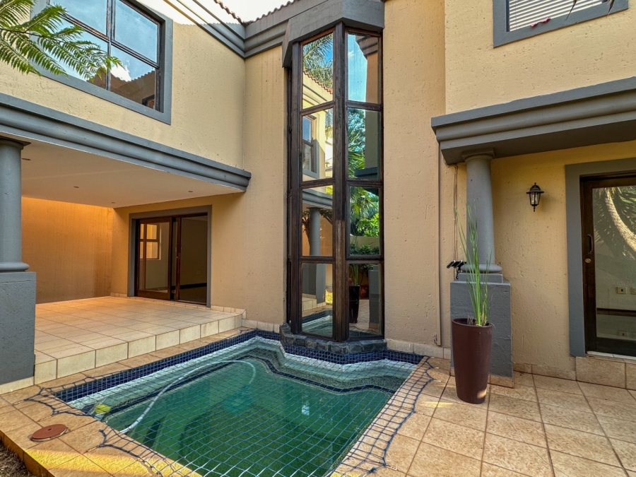 To Let 3 Bedroom Property for Rent in Bassonia Estate Gauteng