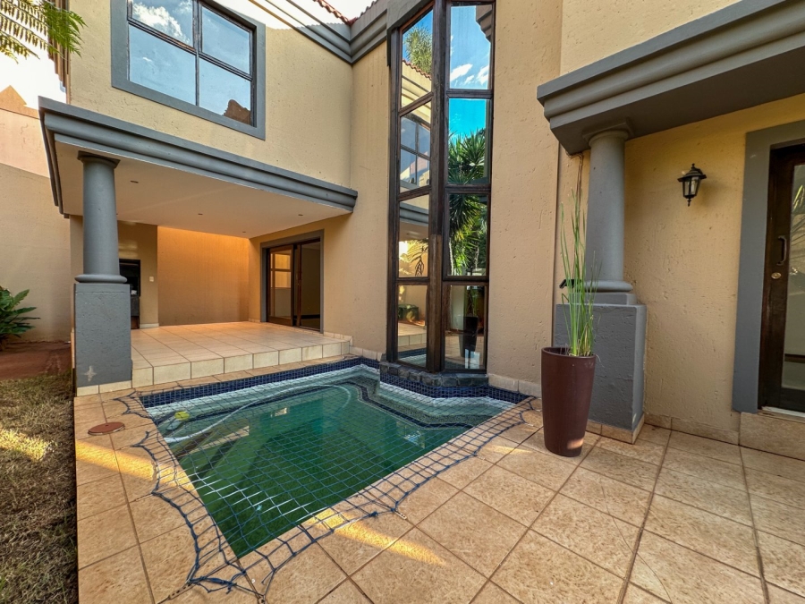 To Let 3 Bedroom Property for Rent in Bassonia Estate Gauteng