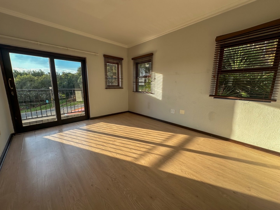 To Let 3 Bedroom Property for Rent in Bassonia Estate Gauteng