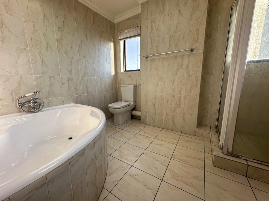 To Let 3 Bedroom Property for Rent in Bassonia Estate Gauteng