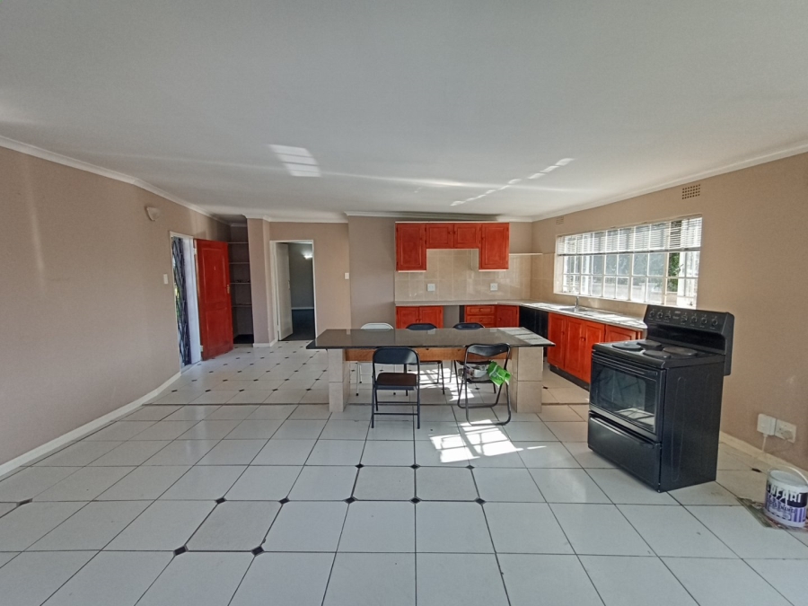To Let 1 Bedroom Property for Rent in Lyndhurst Gauteng