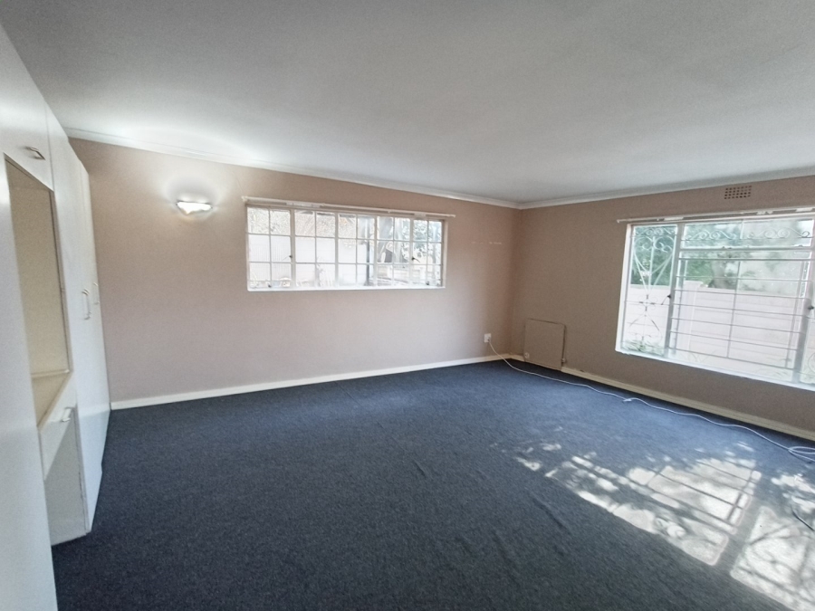 To Let 1 Bedroom Property for Rent in Lyndhurst Gauteng