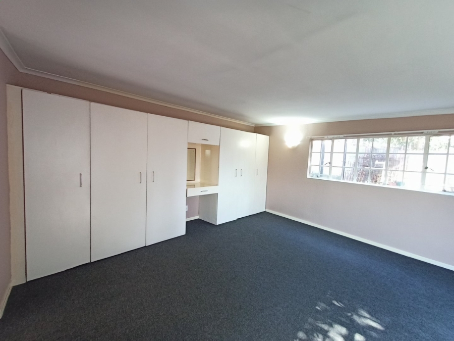 To Let 1 Bedroom Property for Rent in Lyndhurst Gauteng