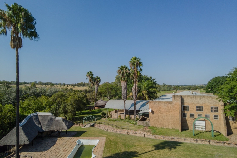 Commercial Property for Sale in Vasfontein AH Gauteng