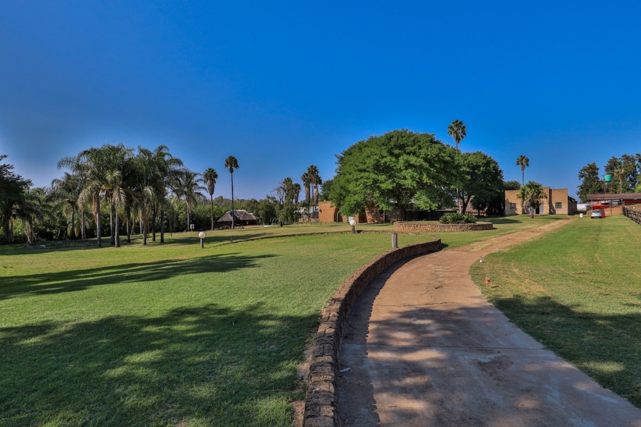 Commercial Property for Sale in Vasfontein AH Gauteng