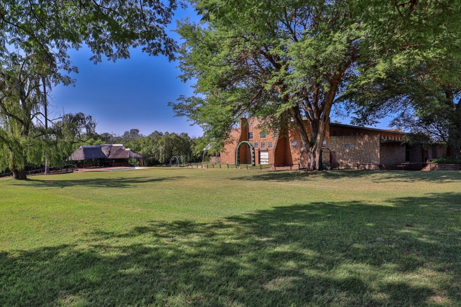 Commercial Property for Sale in Vasfontein AH Gauteng