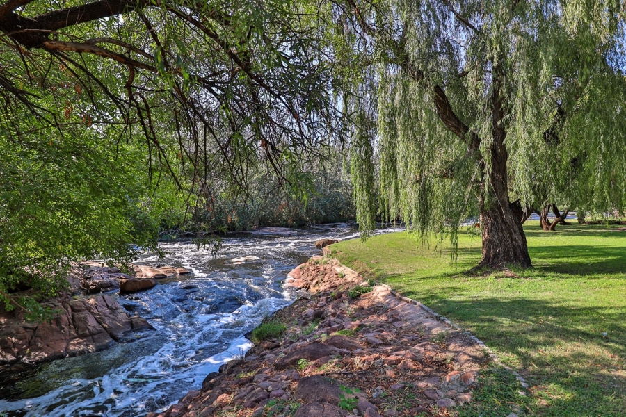 Commercial Property for Sale in Vasfontein AH Gauteng