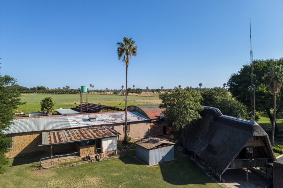 Commercial Property for Sale in Vasfontein AH Gauteng