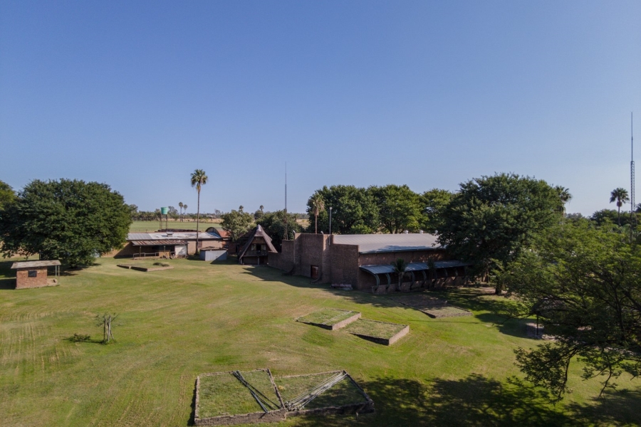 Commercial Property for Sale in Vasfontein AH Gauteng