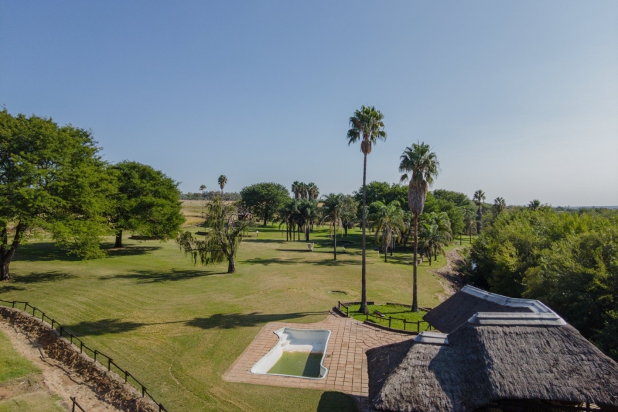 Commercial Property for Sale in Vasfontein AH Gauteng