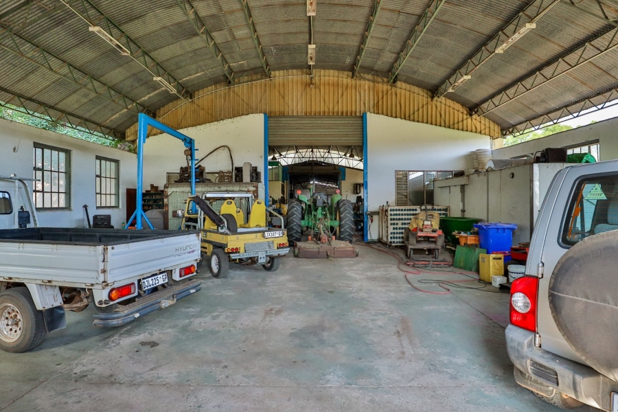 Commercial Property for Sale in Vasfontein AH Gauteng