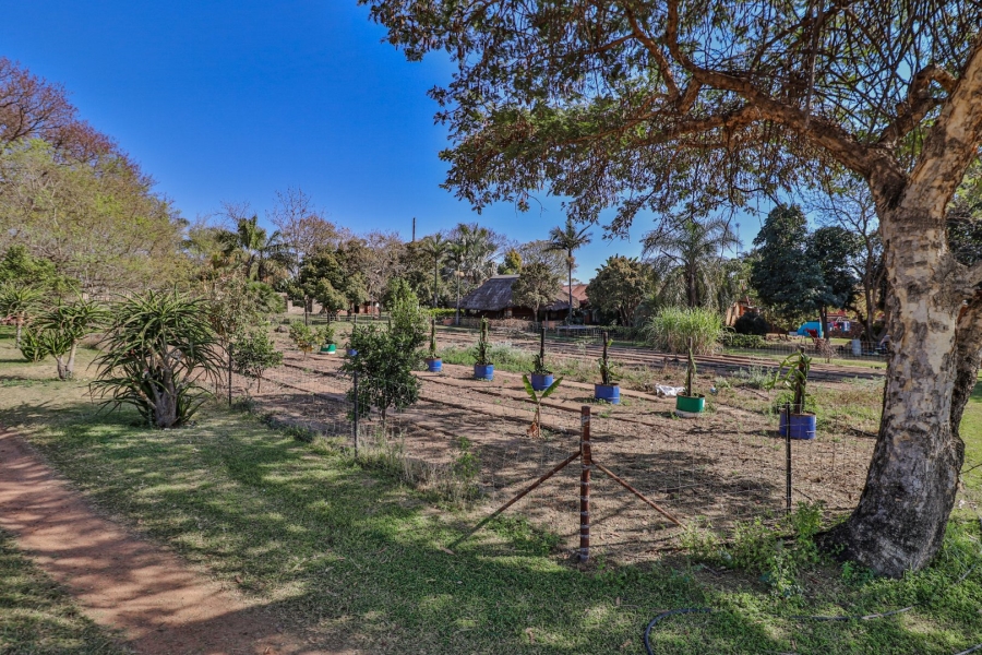 Commercial Property for Sale in Lusthof Gauteng