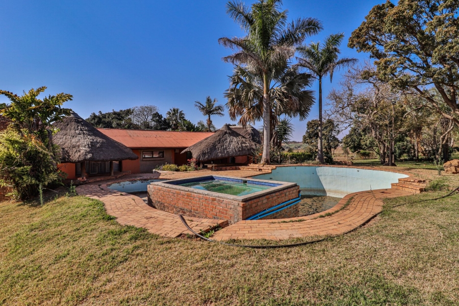 Commercial Property for Sale in Lusthof Gauteng