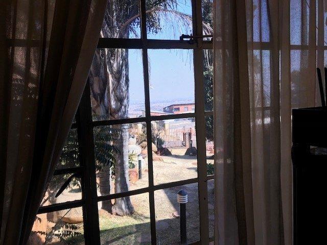 5 Bedroom Property for Sale in Naturena Gauteng