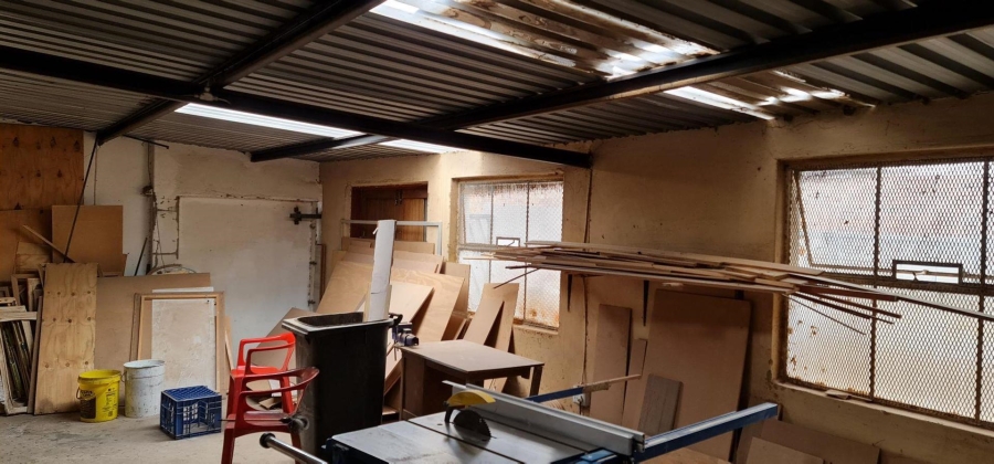 Commercial Property for Sale in New Redruth Gauteng