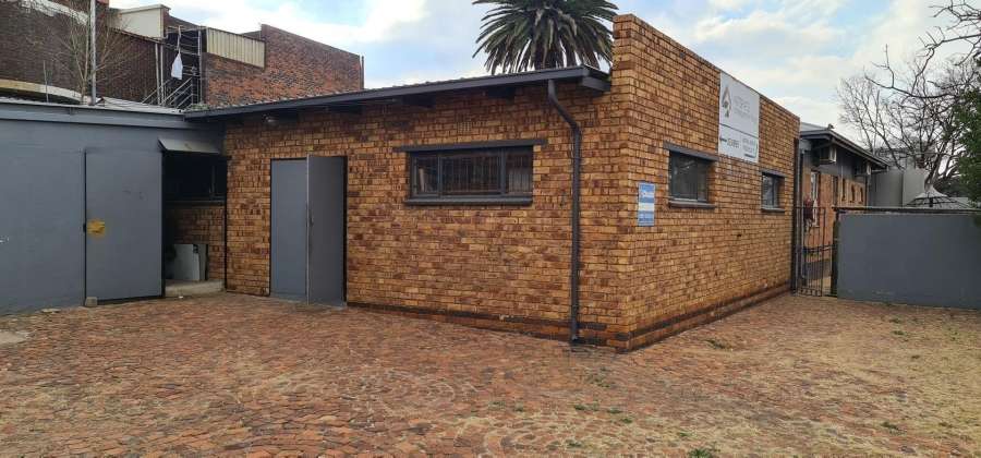 Commercial Property for Sale in New Redruth Gauteng