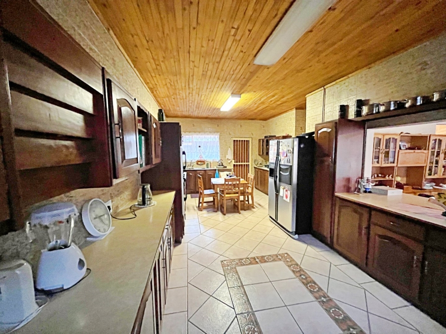 5 Bedroom Property for Sale in Eldoraigne Gauteng