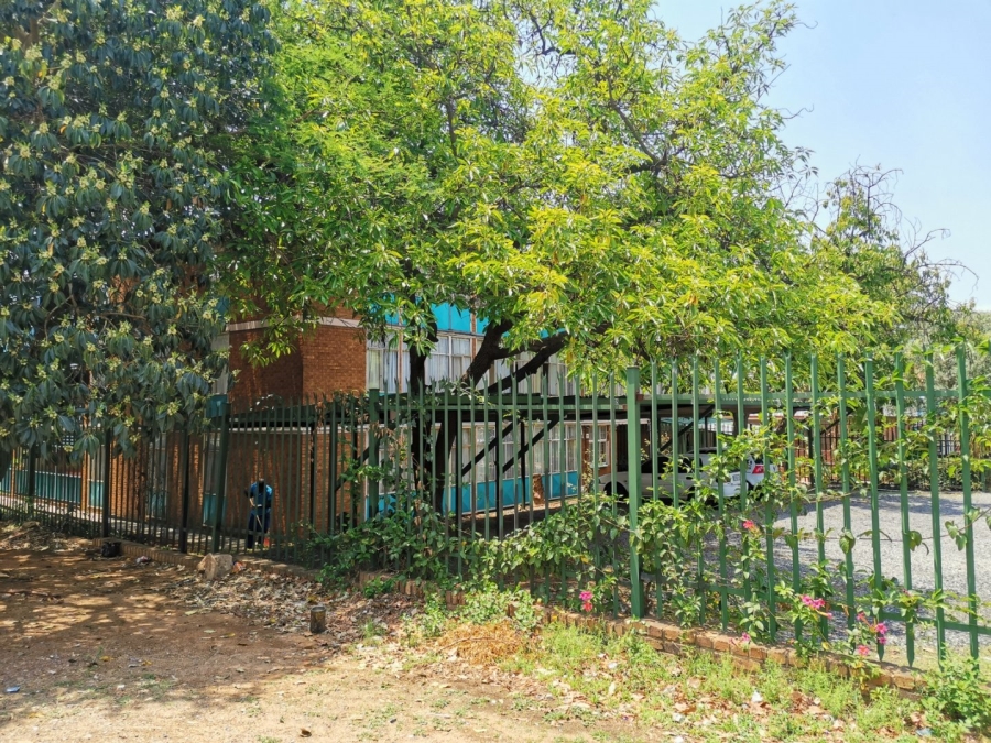 Commercial Property for Sale in Tileba Gauteng