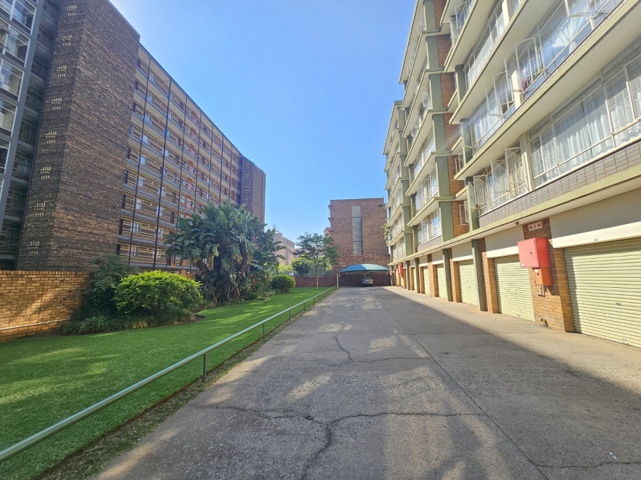 1 Bedroom Property for Sale in Pretoria Gauteng