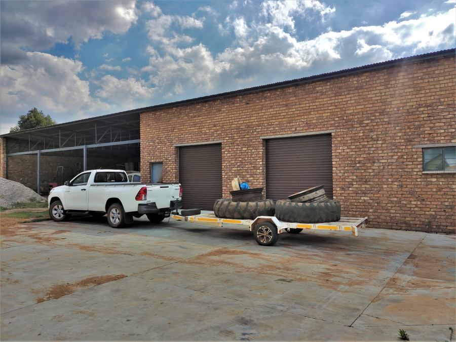 6 Bedroom Property for Sale in Valtaki Gauteng