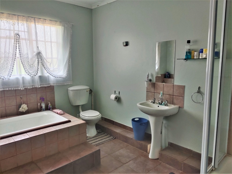 5 Bedroom Property for Sale in Rayton Gauteng