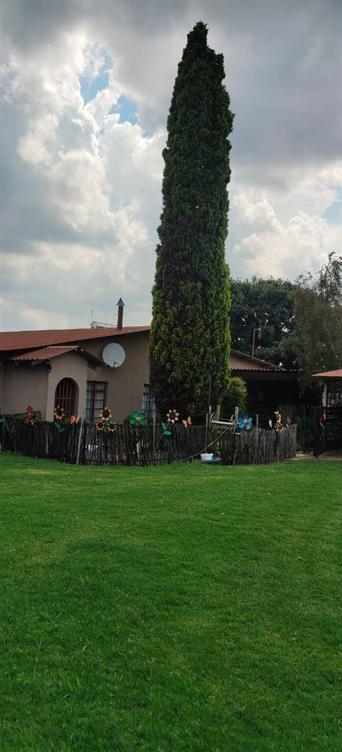 11 Bedroom Property for Sale in Vaalbank Gauteng