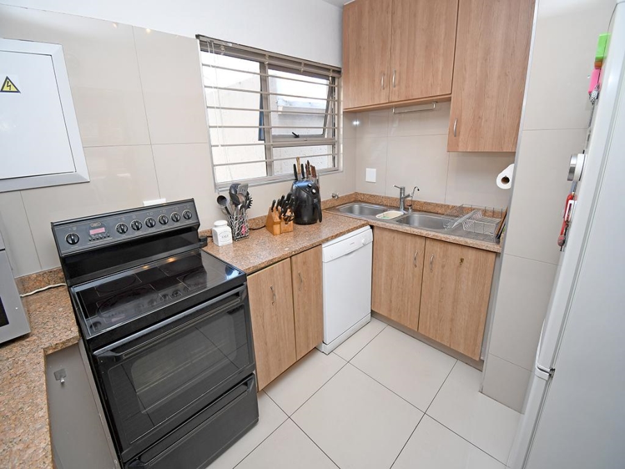 1 Bedroom Property for Sale in Parkmore Gauteng